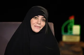 الهام چرخنده بغض کرد و اشک ریخت؛  آقایمان نیست، ولی هست