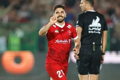 محمد عمری از پرسپولیس می‌رود؟