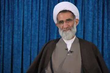 این امام جمعه با مردم خداحافظی کرد