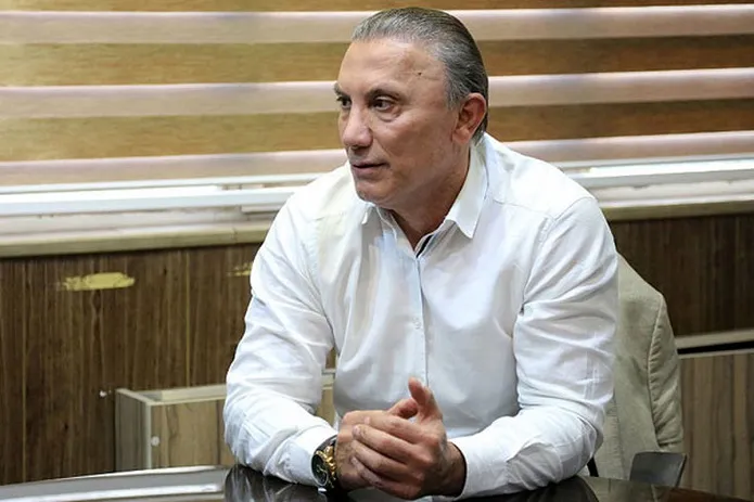 حمید درخشان: اشتباه کردم سرمربی پرسپولیس شدم