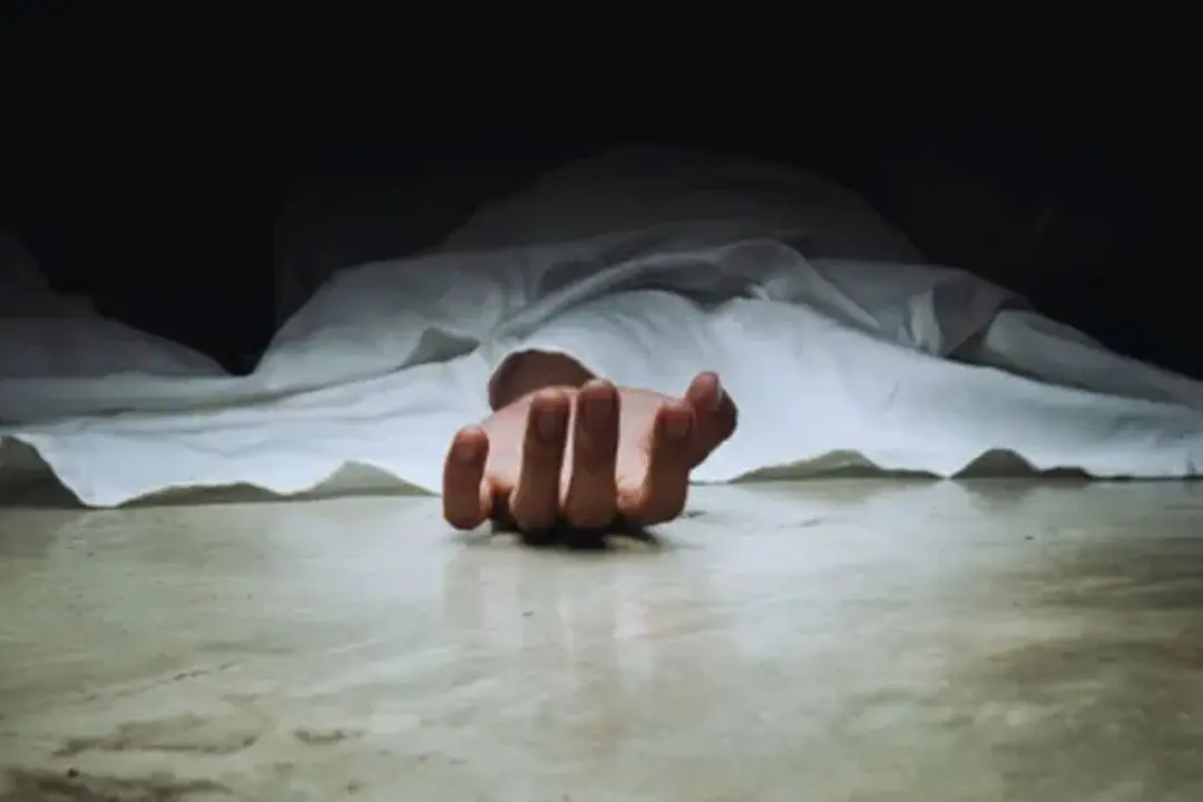 مرگ بر اثر ارتباط همزمان یک دختر با دو پسر