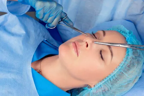 بازار داغ عمل بینی در پلتفرم‌های مجازی؛ از پکیج‌های اقساطی تا بوتاکس رایگان +قیمت