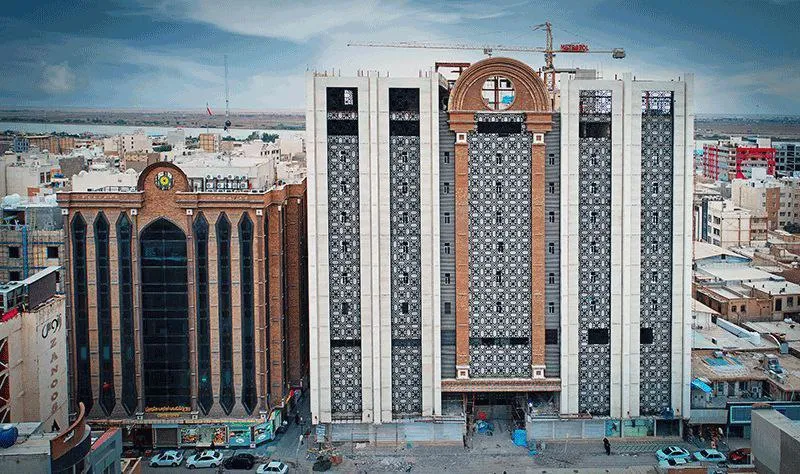 لحظه تخریب نهایی ساختمان متروپل آبادان + فیلم