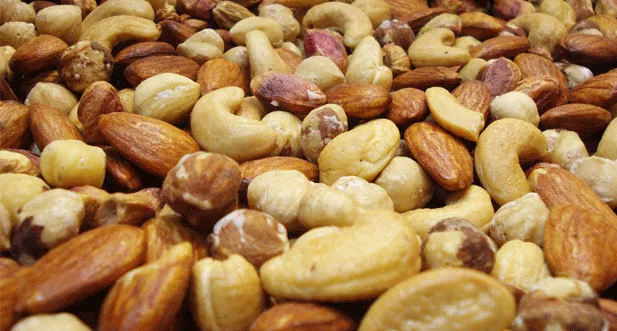 خشکسالی تولید آجیل و خشکبار را چقدر کاهش داد؟