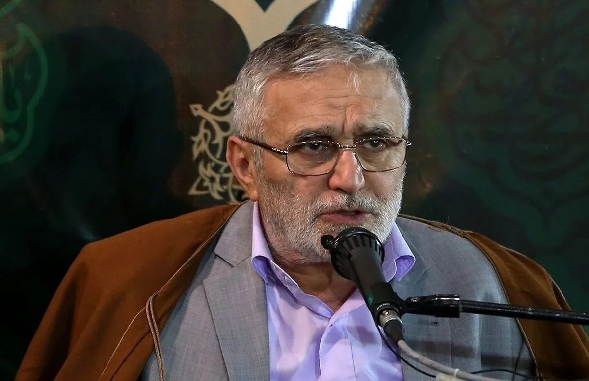 توهین شدید منصور ارضی به موضع پزشکیان درباره گشت ارشاد