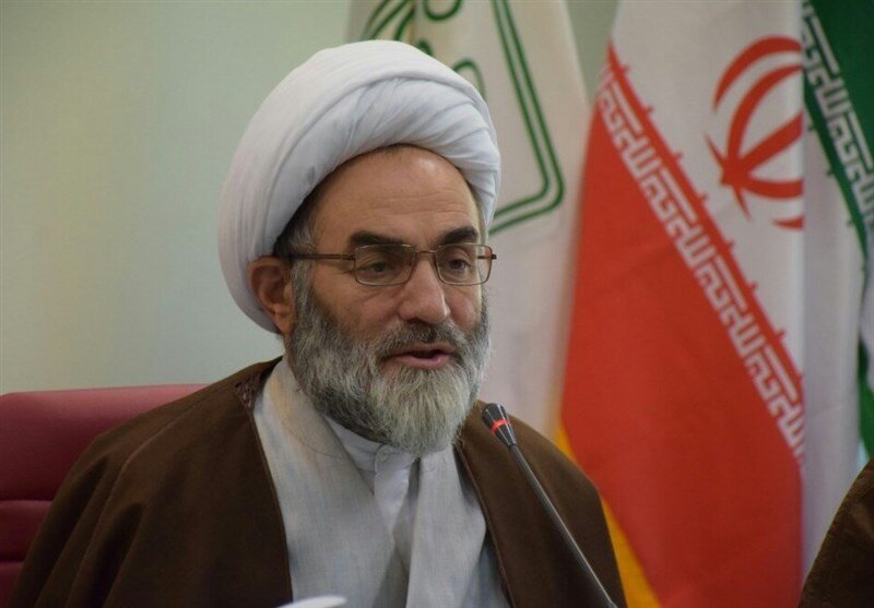 ادعای امام جمعه رشت درباره قیمت بنزین در آمریکا ادعای امام جمعه رشت درباره قیمت بنزین در آمریکا