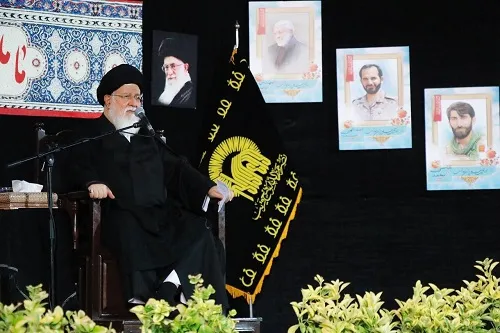 علم‌الهدی: مردم در زمان طاغوت نان خوردن نداشتند