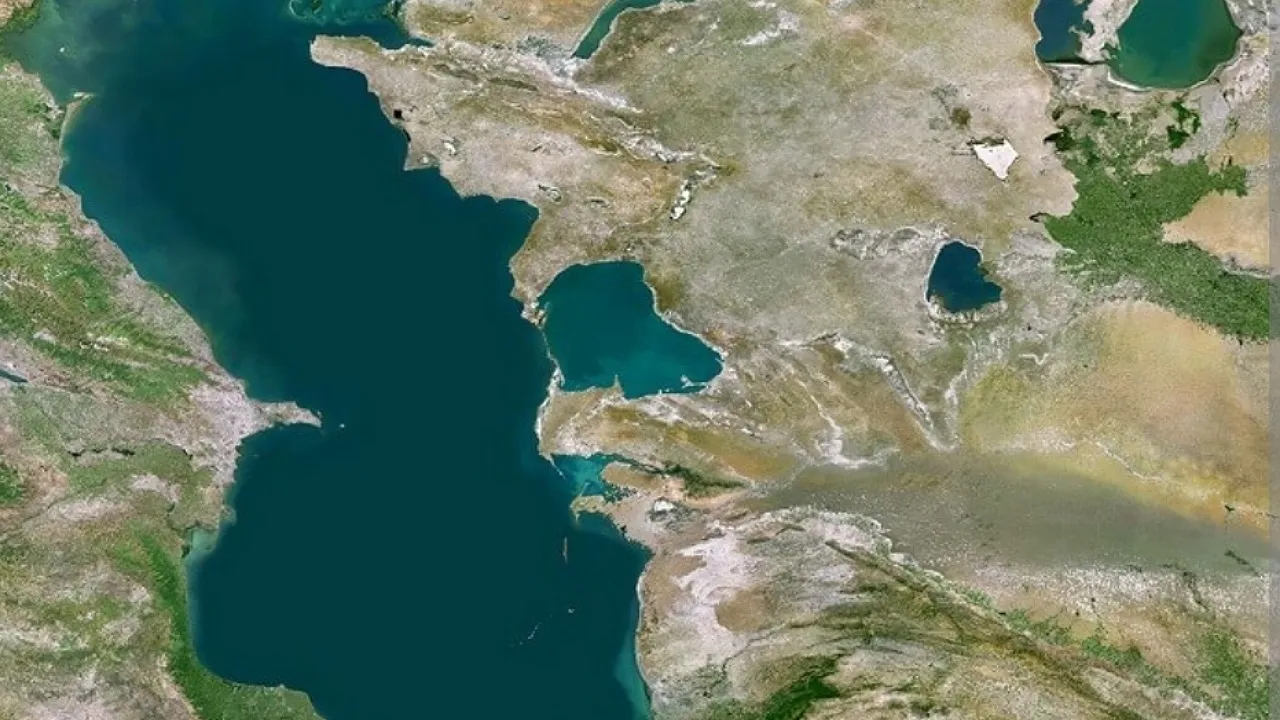 نماینده مجلس: سطح آب دریای خزر پایین رفته