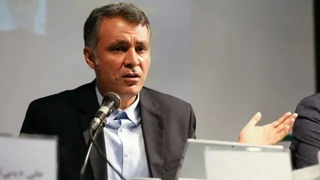 محمد فاضلی: استیضاح چاهی است که برای ملت آب ندارد