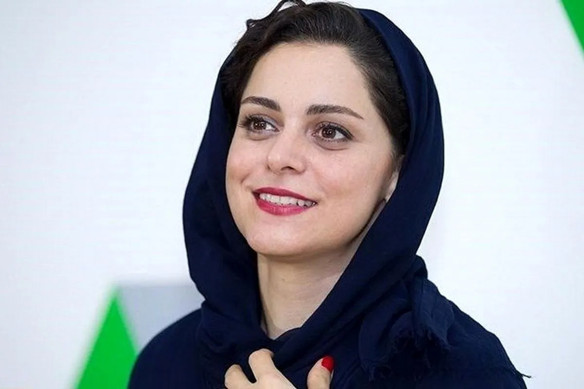 اولین عکس دو نفره بازیگر زن سینما با شوهرش بعد از ازدواج با قلب آبی