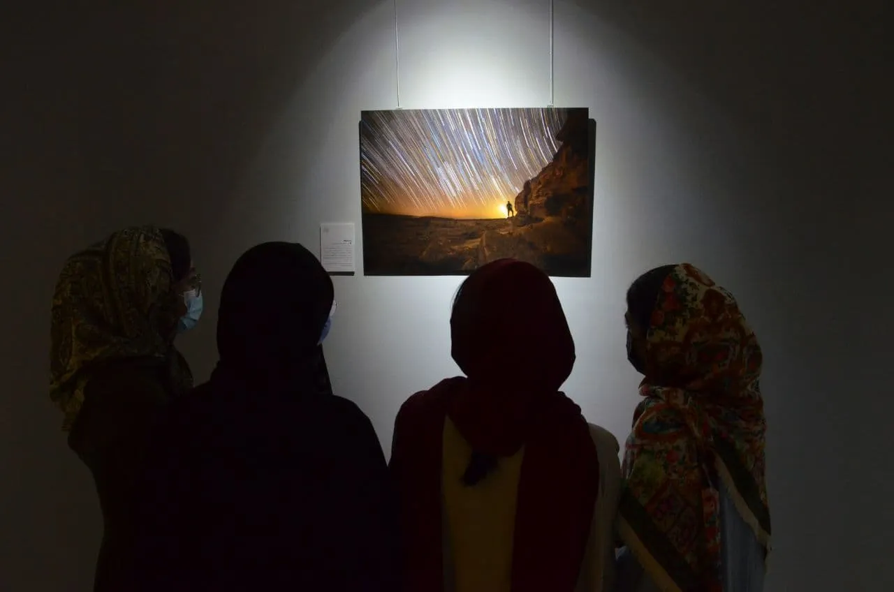 نگارخانه &laquo;اٌ&raquo; 
مجید افشار
