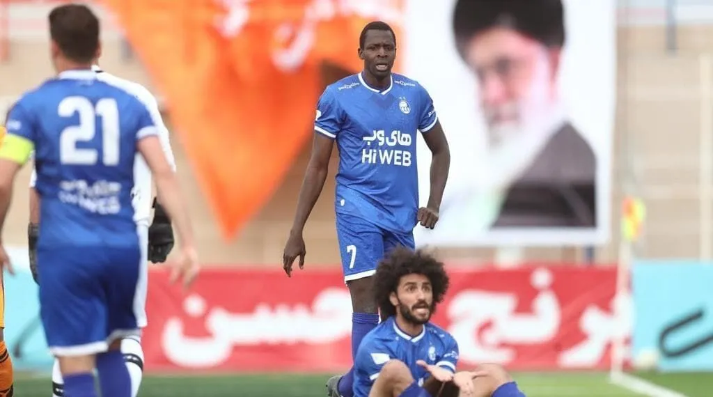 واکنش فوری هواداران استقلال به توقف آبی‌ها در رفسنجان