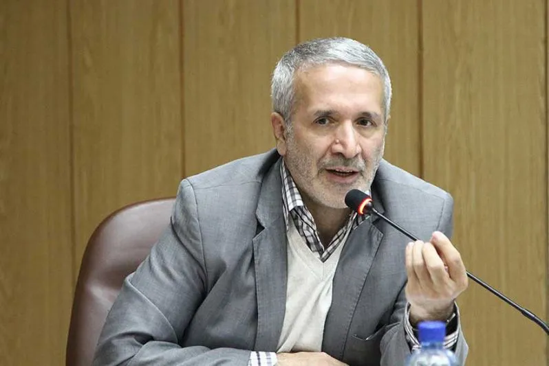 محتوای کتاب‌های درسی حذف نمی‌شود