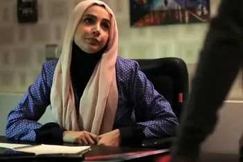 شبنم قلی‌خانی با این تیپ در صحرای دبی دیده شد