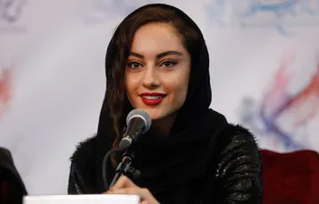 عکس/ واکنش جالب پدر و مادر ترلان پروانه به بازی او در «بامداد خمار»