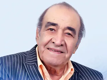 فیلم / بزرگداشت ایرج با حضور خواننده‌های لس‌آنجلسی