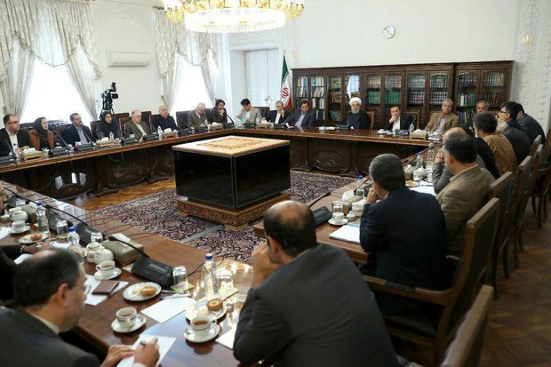 جلسه اقتصاددان‌ها با رئیس‌جمهور