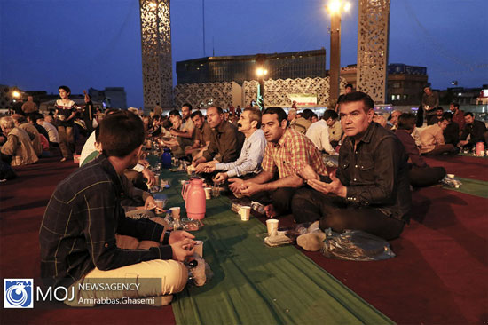 سفره افطار