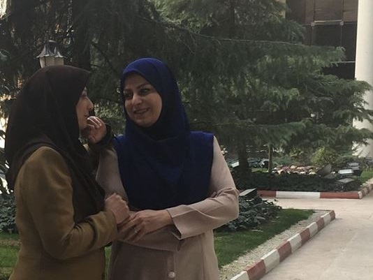 دو خواهر مجری تلویزیون
