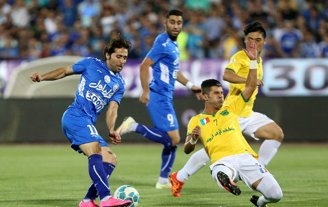 بازی+استقلال+و+صنعت+نفت+آبادان+1
