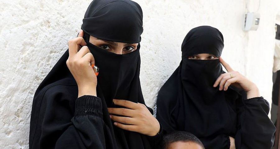 قربانی کردن بیوه های داعش
