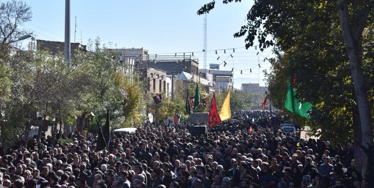 زائران با مدارک معتبر
