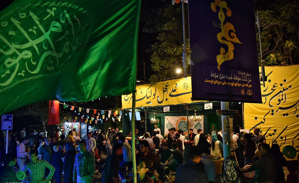 جشن عید غدیر در خیابان‌های مشهد و حرم امام رضا