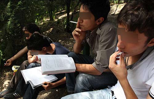 دانش آموزان سیگاری