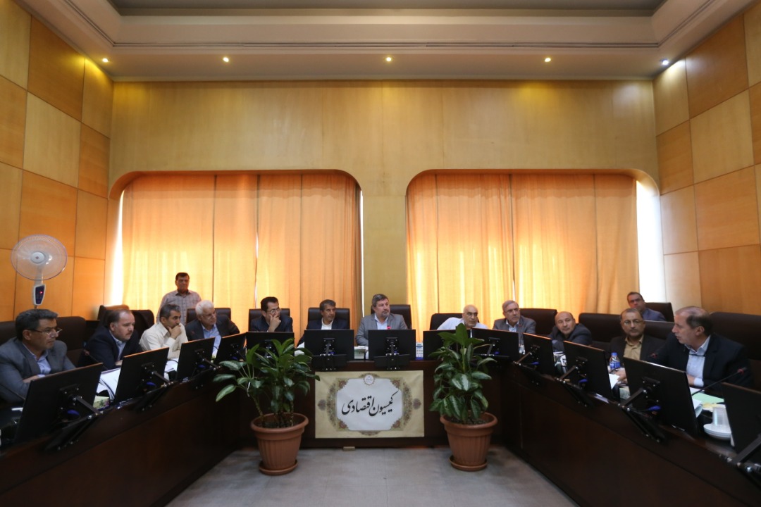 بررسی معافیت مالیاتی مناطق آزاد در جلسه کمیسیون اقتصادی مجلس