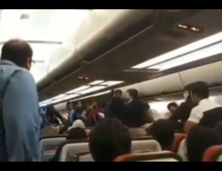 مشاجره مسافران و بازیکنان استقلال در هواپیمای تبریز_تهران